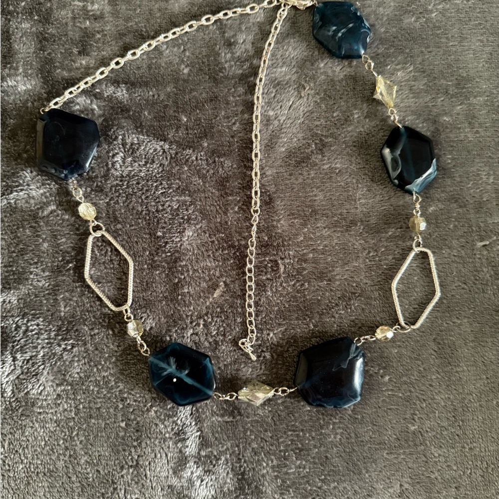 Elegant Silver and Blue Geometric Necklace